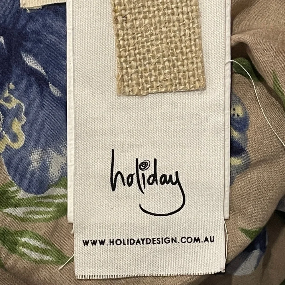 NWT Holiday Floral Hampshire Kaftan O/S
